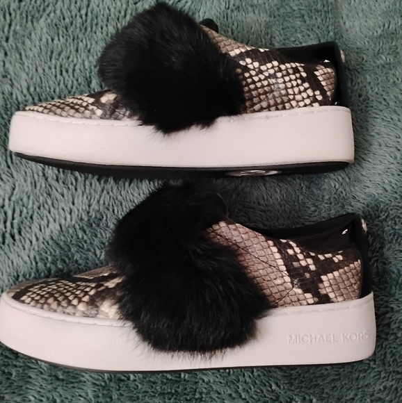 MICHAEL KORS Leather Snakeskin Sneakers Shoes Women's Size 6 - Picture 1 of 5